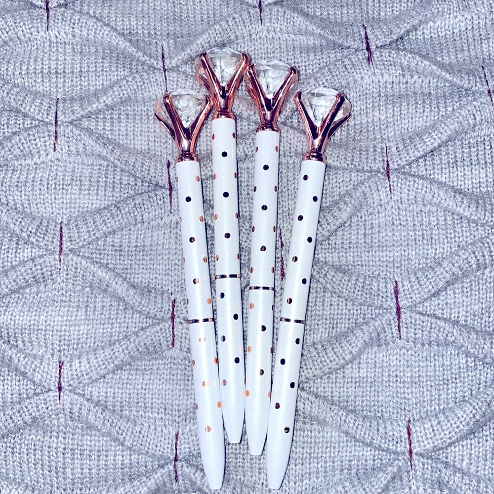 💎Diamond Writing Pen. White & Rose Gold. Black Ink. Brand New